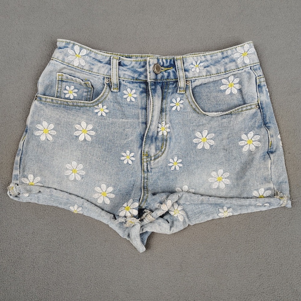 Angel Kiss Denim Mini Shorts Sz 25 Daisy Embroidered Blue Soft Girl Cute Hippie